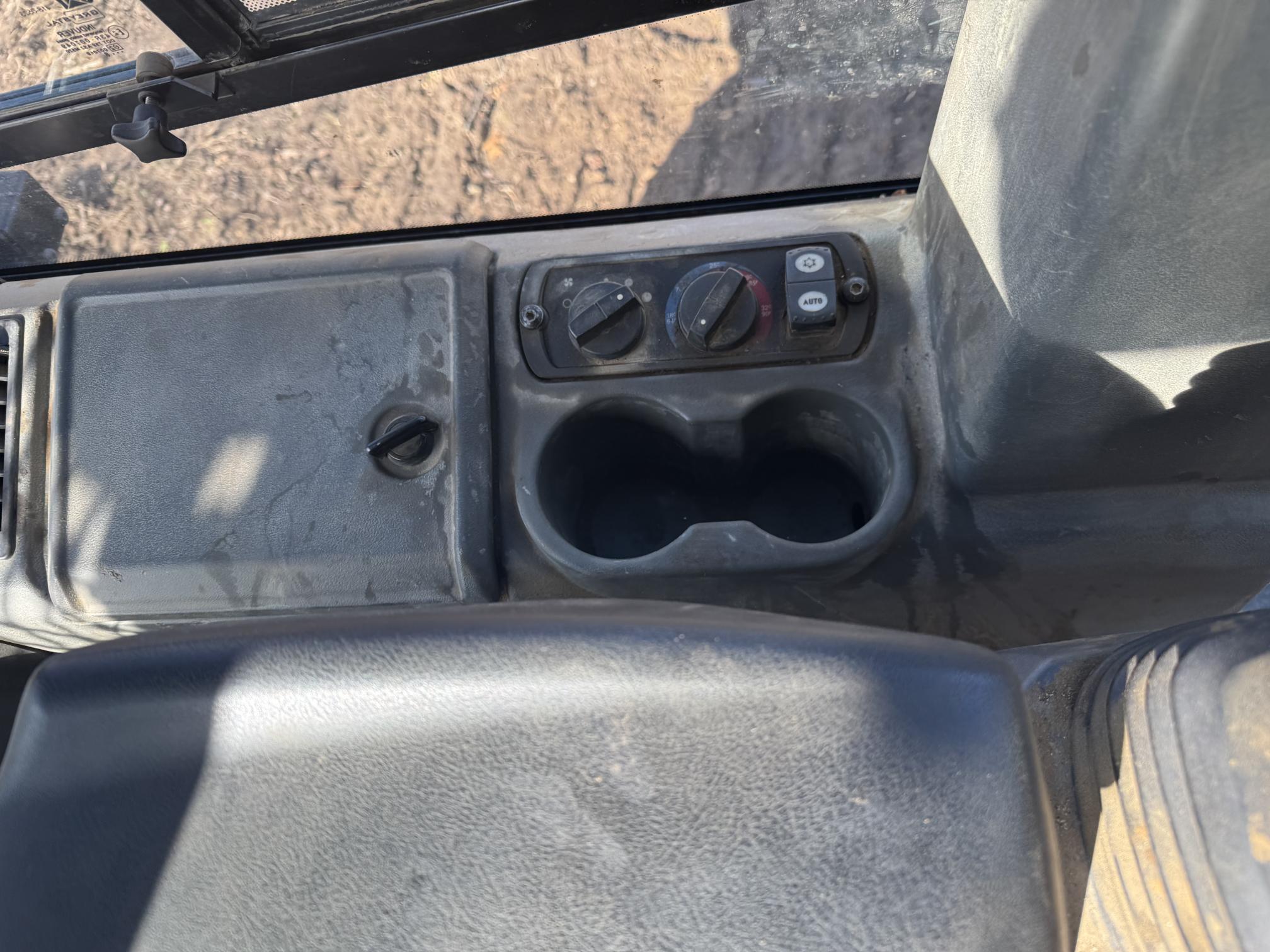 2019 CATERPILLAR D6K2 XL - Image 35